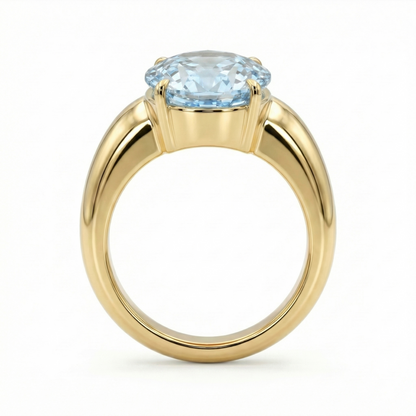 Velara Signet Ring – Light Blue Aquamarine