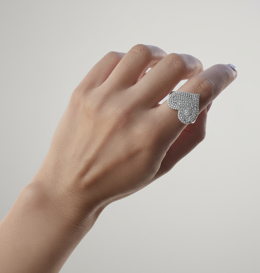 Amore Pavé Heart Ring – White Diamond
