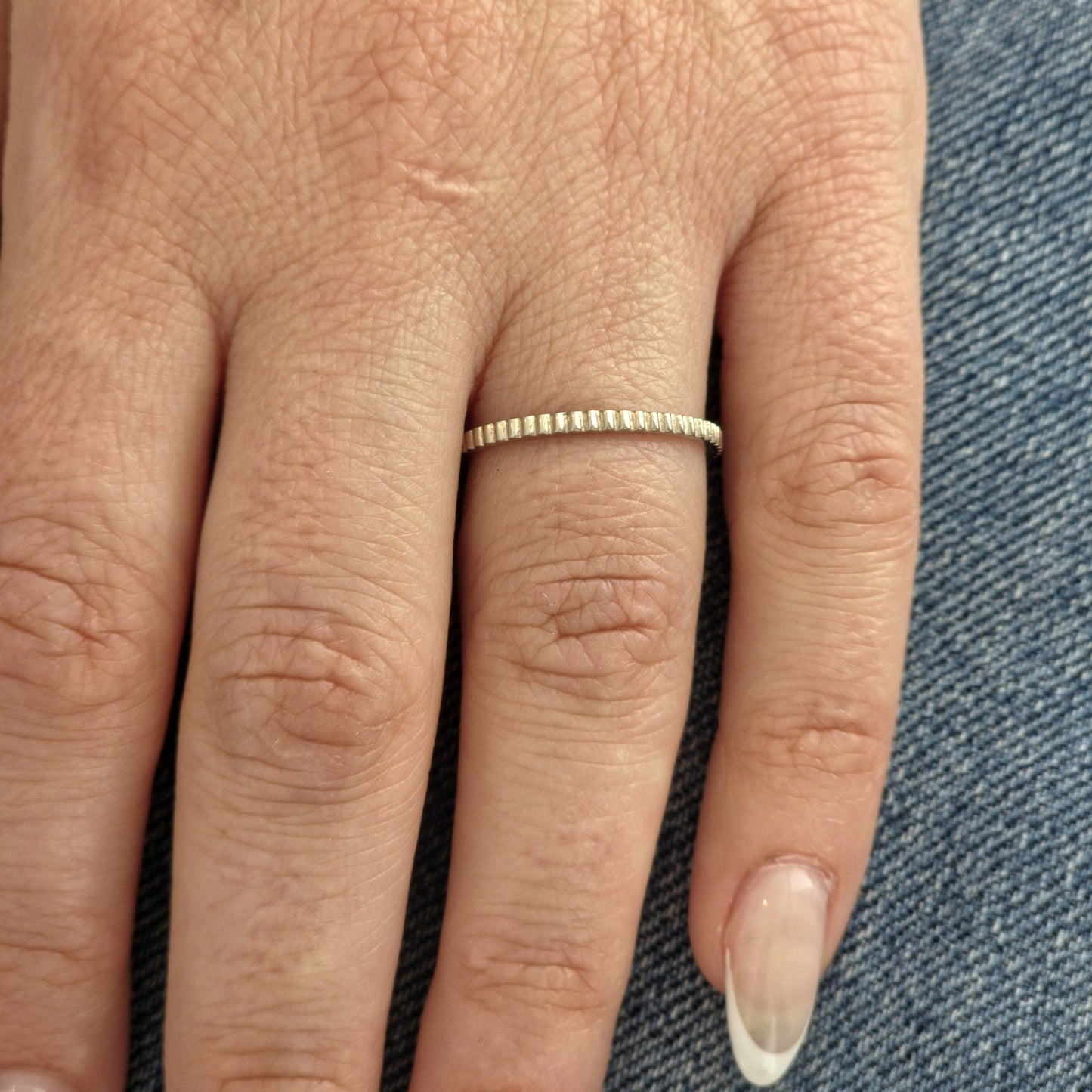Edge Mini Ring