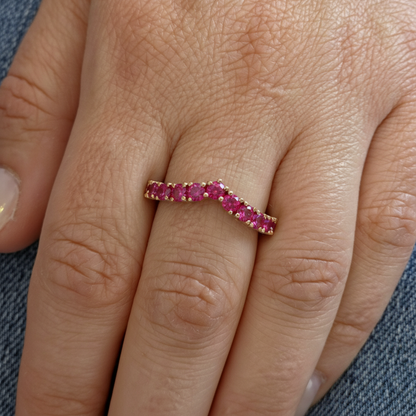 Linea V Demi Grande Ring – Red Ruby