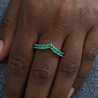 Linea V Demi Grande Ring – Zambian Green Emerald