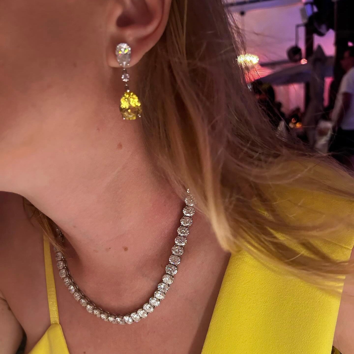 Nova Versus Earrings – Yellow Sapphire