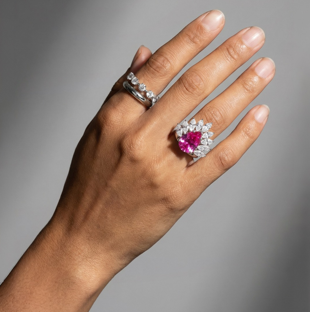 Nova Pavone Ring – White Diamond