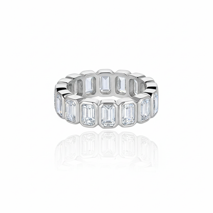 Nexus Vertical Eternity Ring – White Diamond