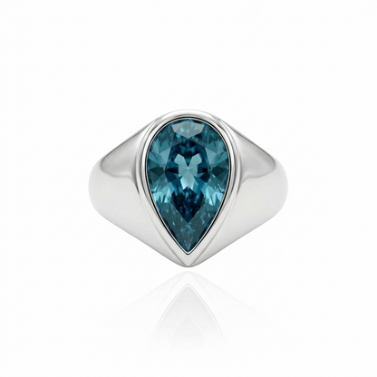Nova Signet Ring – Teal Blue Spinel