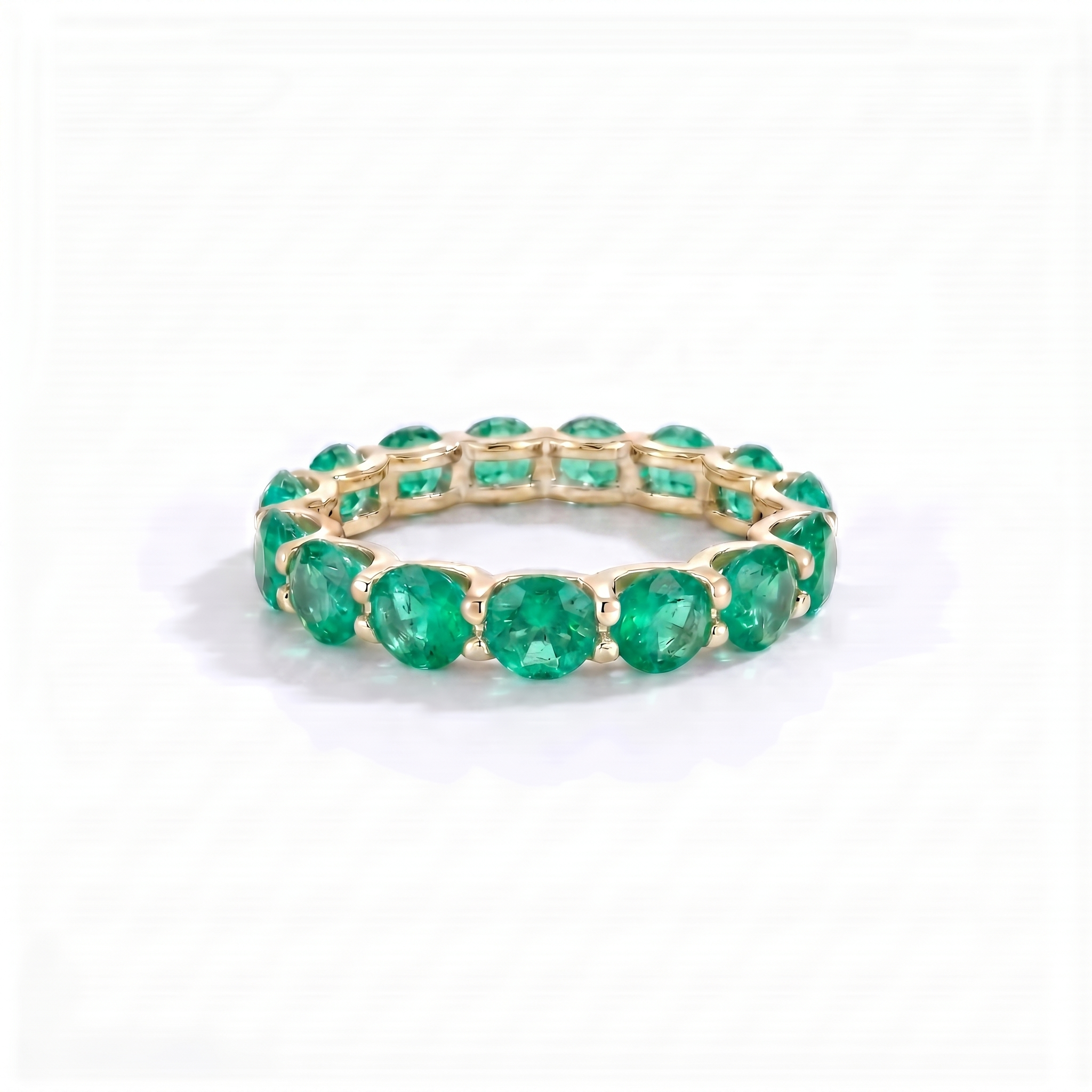 Linea Maxi Ring – Colombian Green Emerald