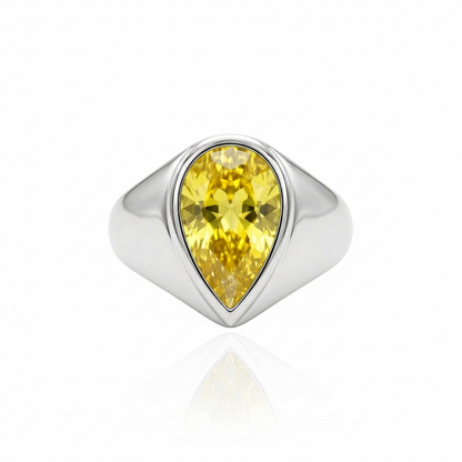 Nova Signet Ring – Yellow Sapphire
