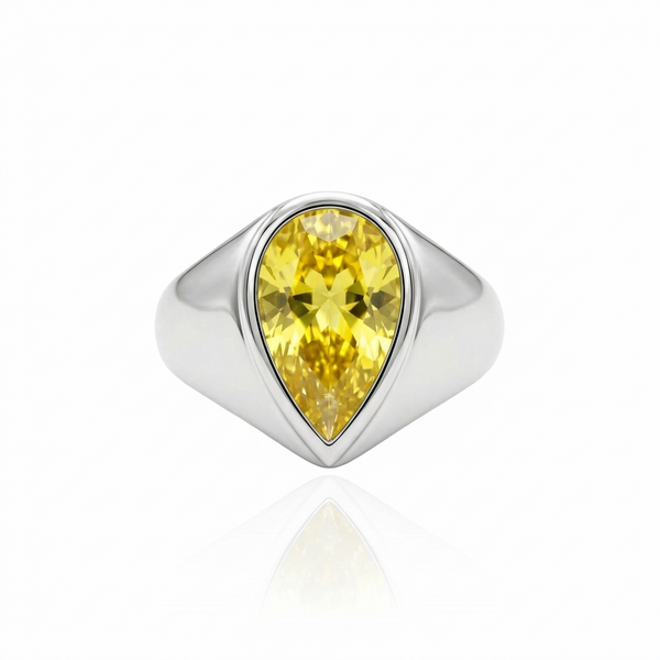 Nova Signet Ring – Yellow Sapphire