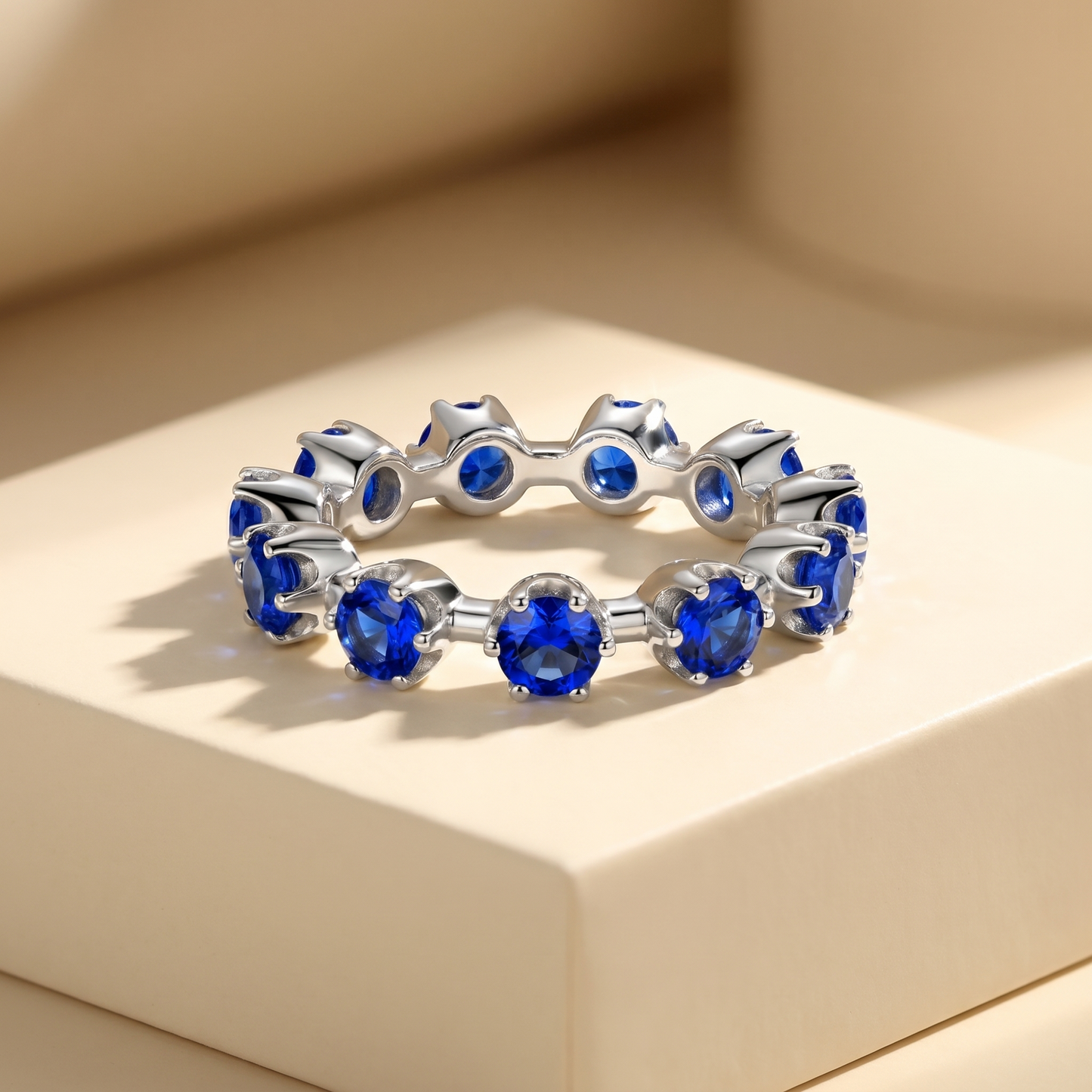 Linea Maxi Station Ring – Blue Sapphire