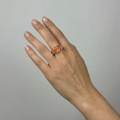 Nexus Signet Ring – Orange Padparadscha Sapphire