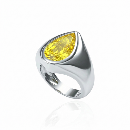 Nova Signet Ring – Yellow Sapphire