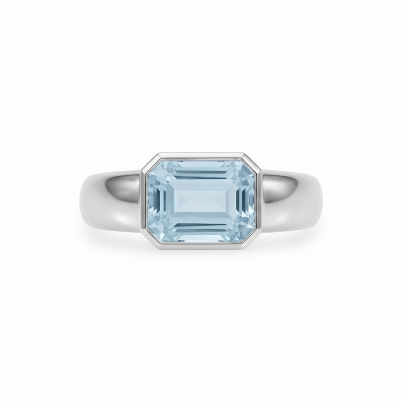 Nexus Lateral Solitaire Ring – Light Blue Aquamarine