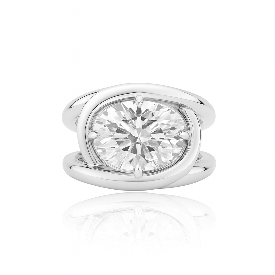 Velara Twist Ring – White Diamond