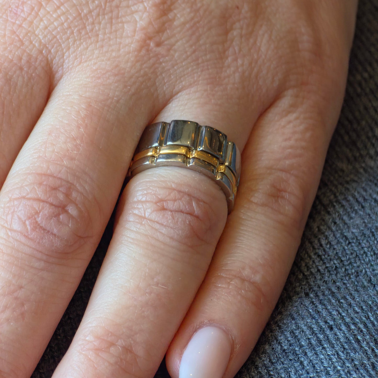 Bolt Mini Ring