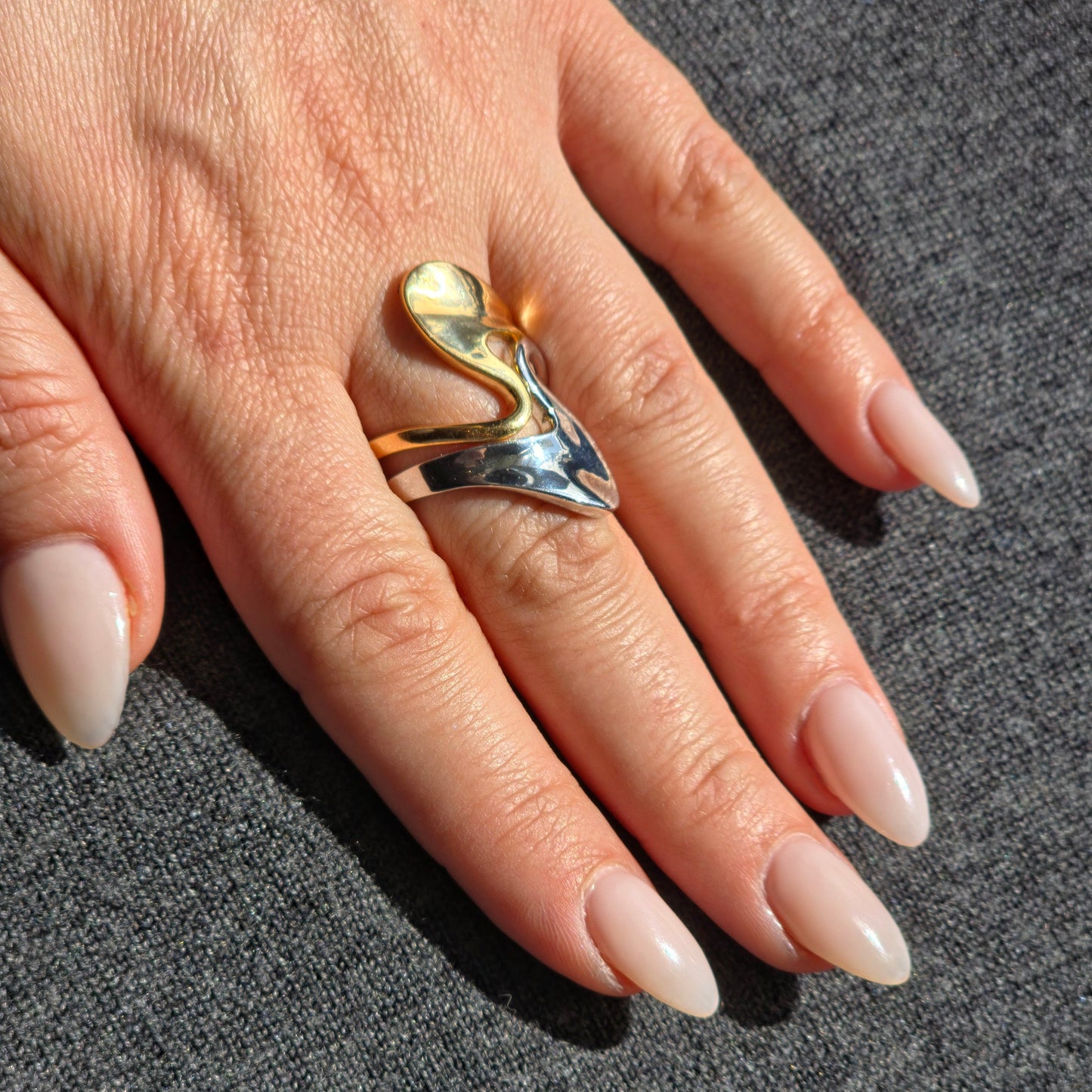 Crest Ring