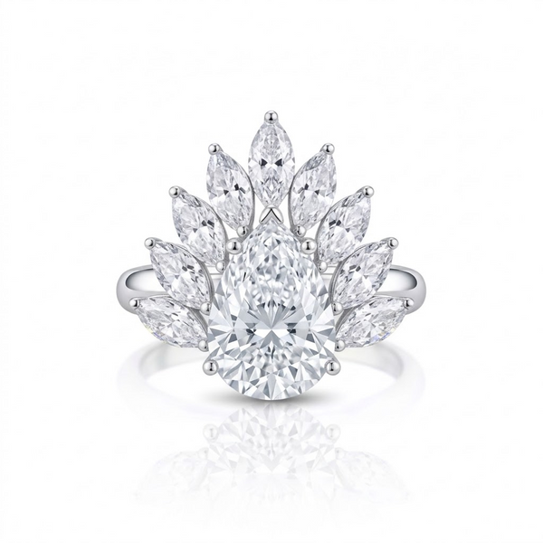 Nova Pavone Ring – White Diamond