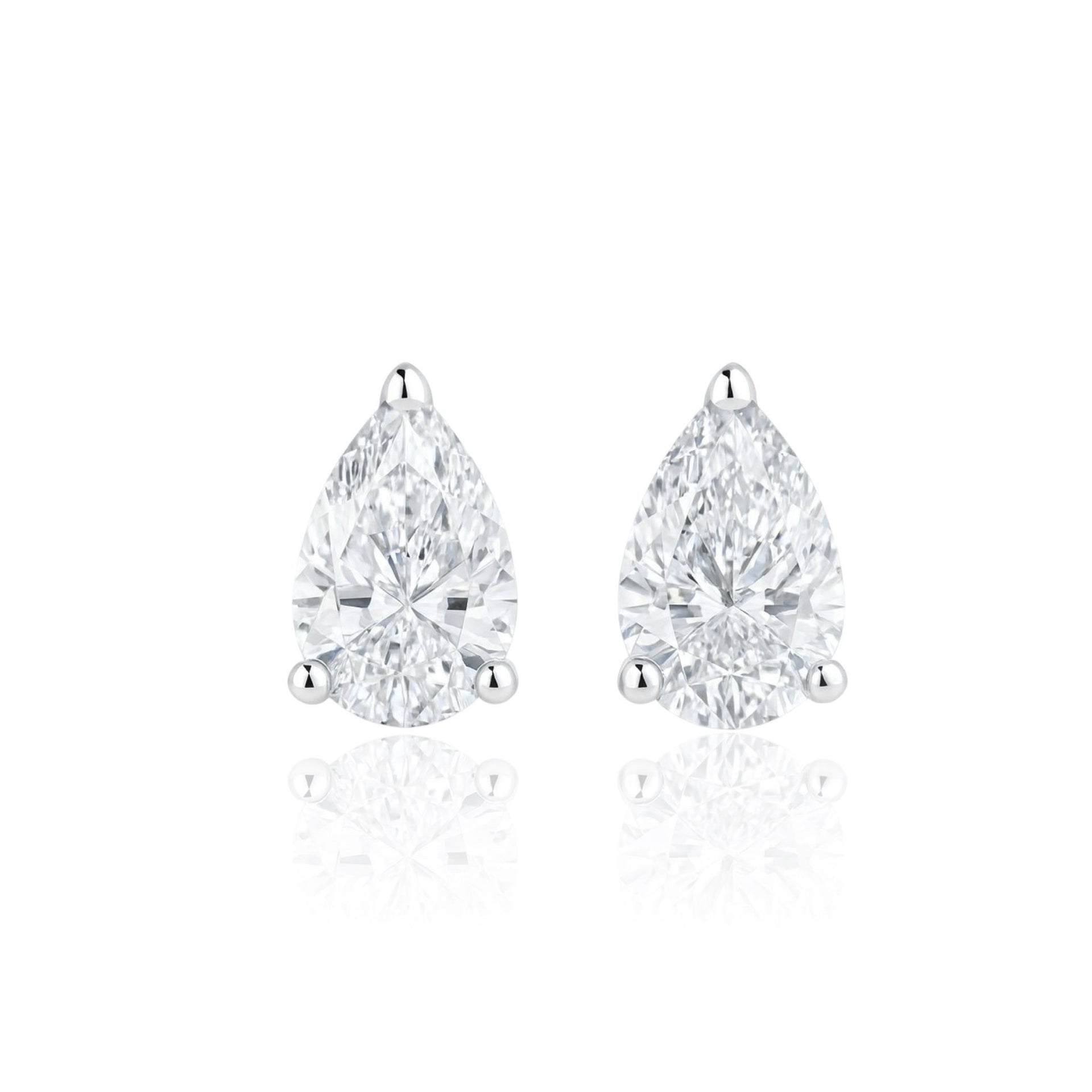 Nova Stud Earrings – White Diamond