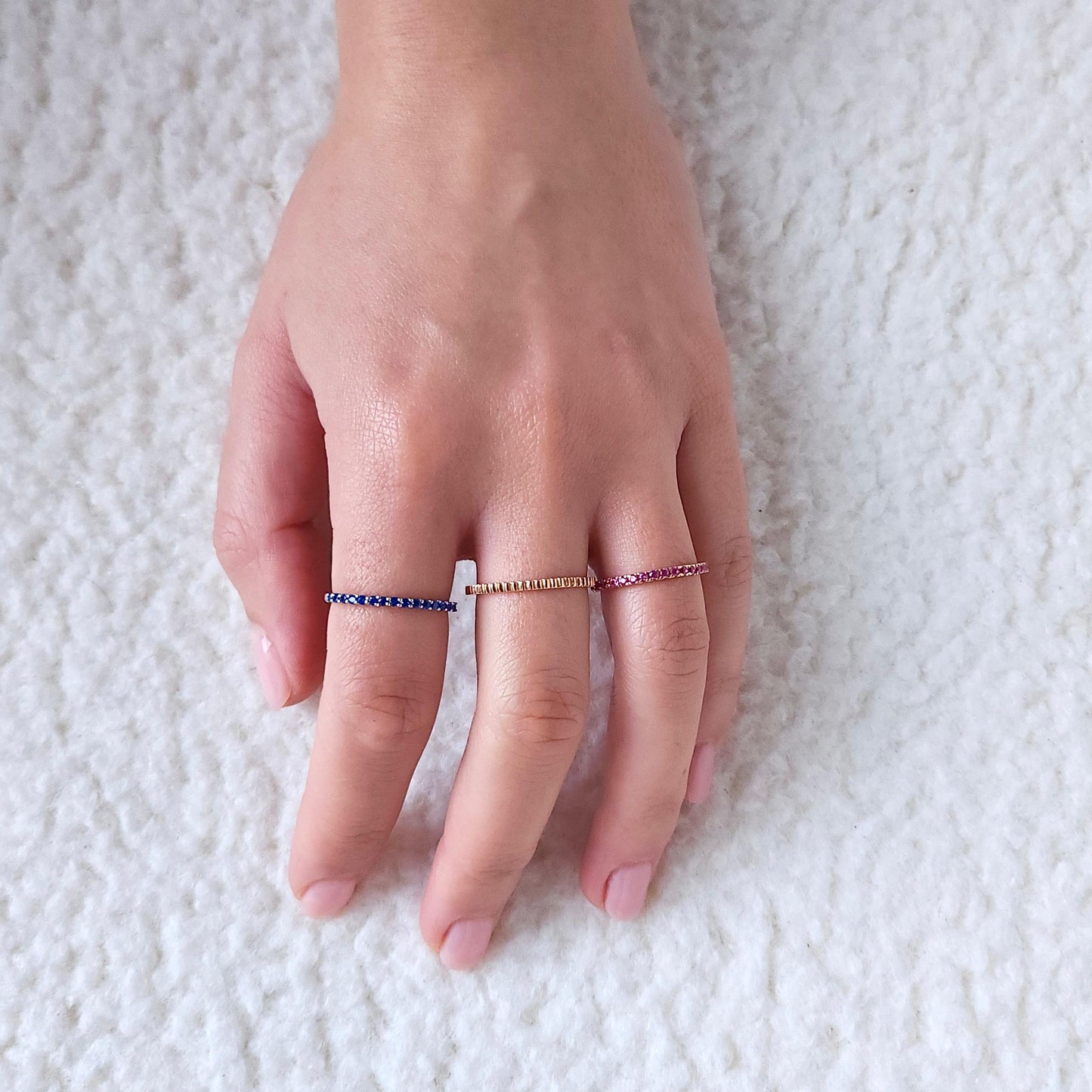 Linea Demi Ring – Zambian Green Emerald