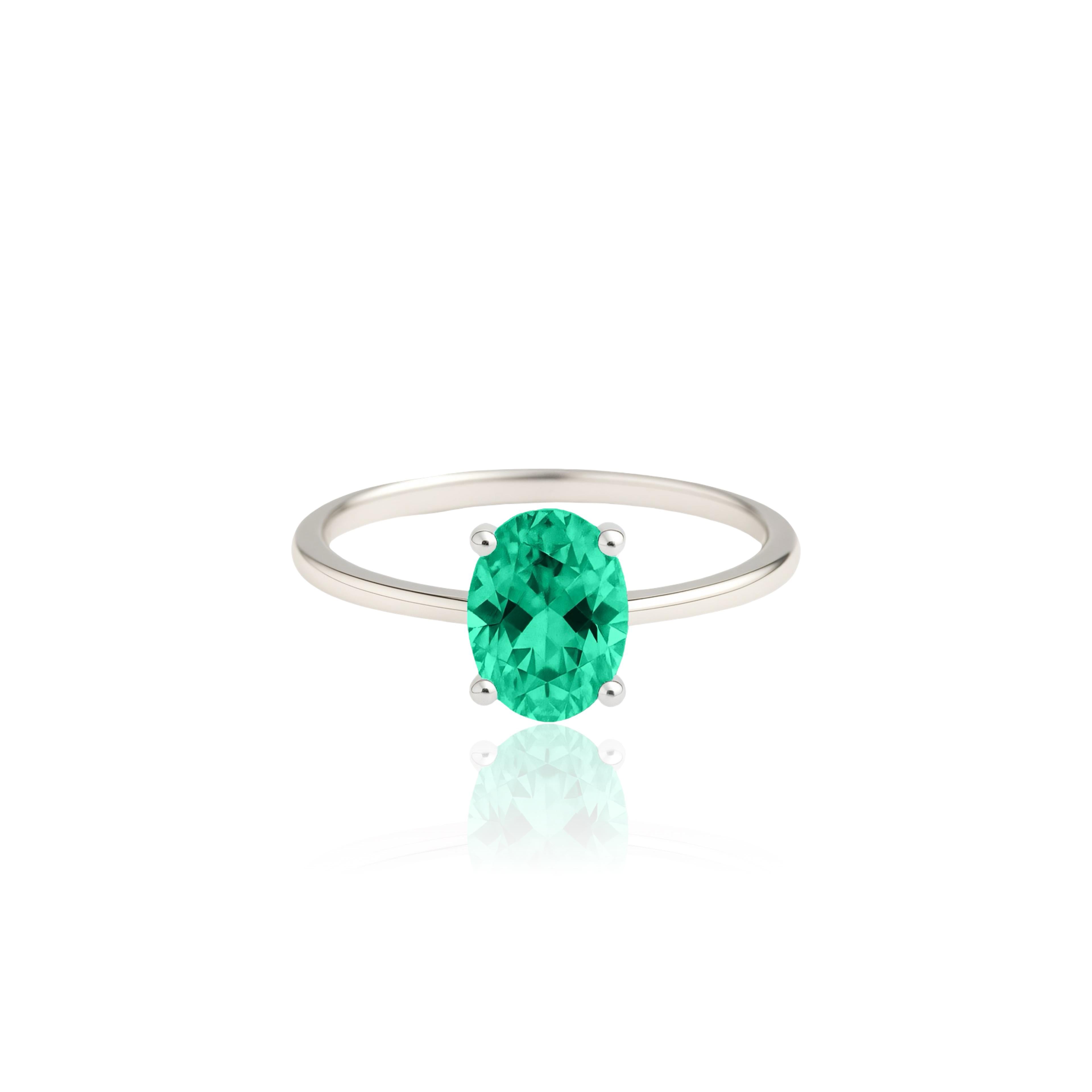 Velara Solitaire Ring – Colombian Green Emerald