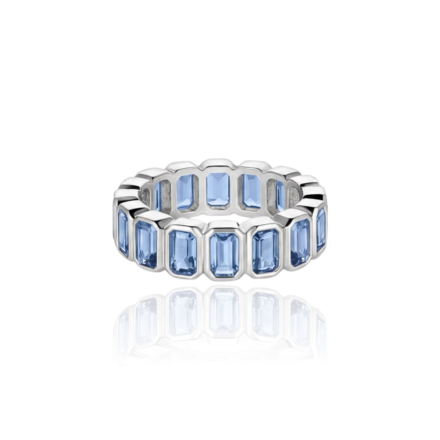 Nexus Vertical Eternity Ring – Light Blue Aquamarine