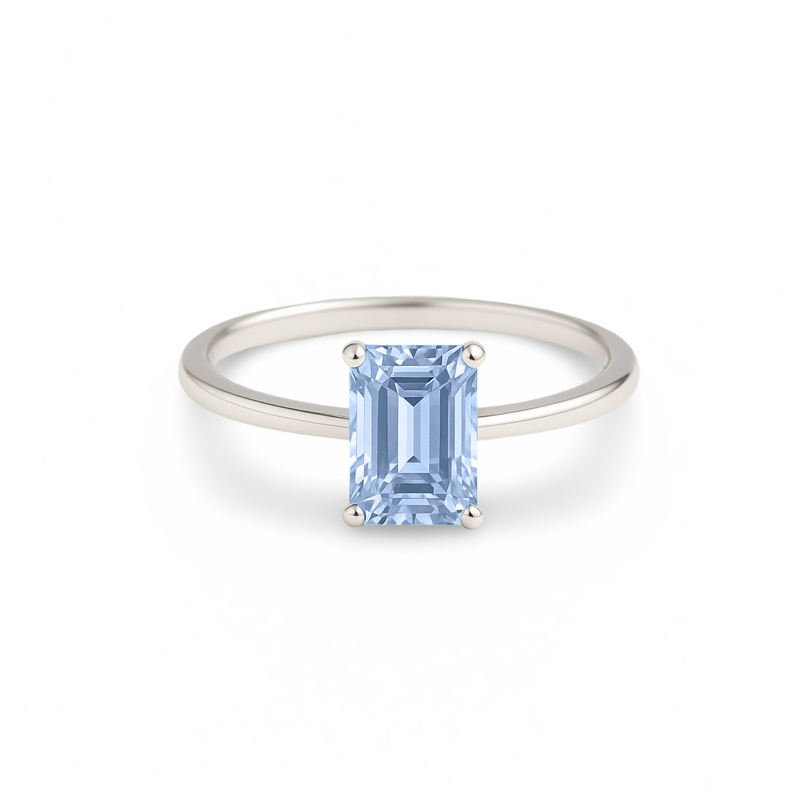 Nexus Solitaire Ring – Light Blue Aquamarine