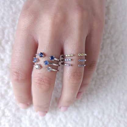 Linea Tres Ring – Teal Blue Spinel