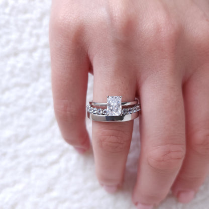 Linea Midi Ring – Light Pink Sapphire