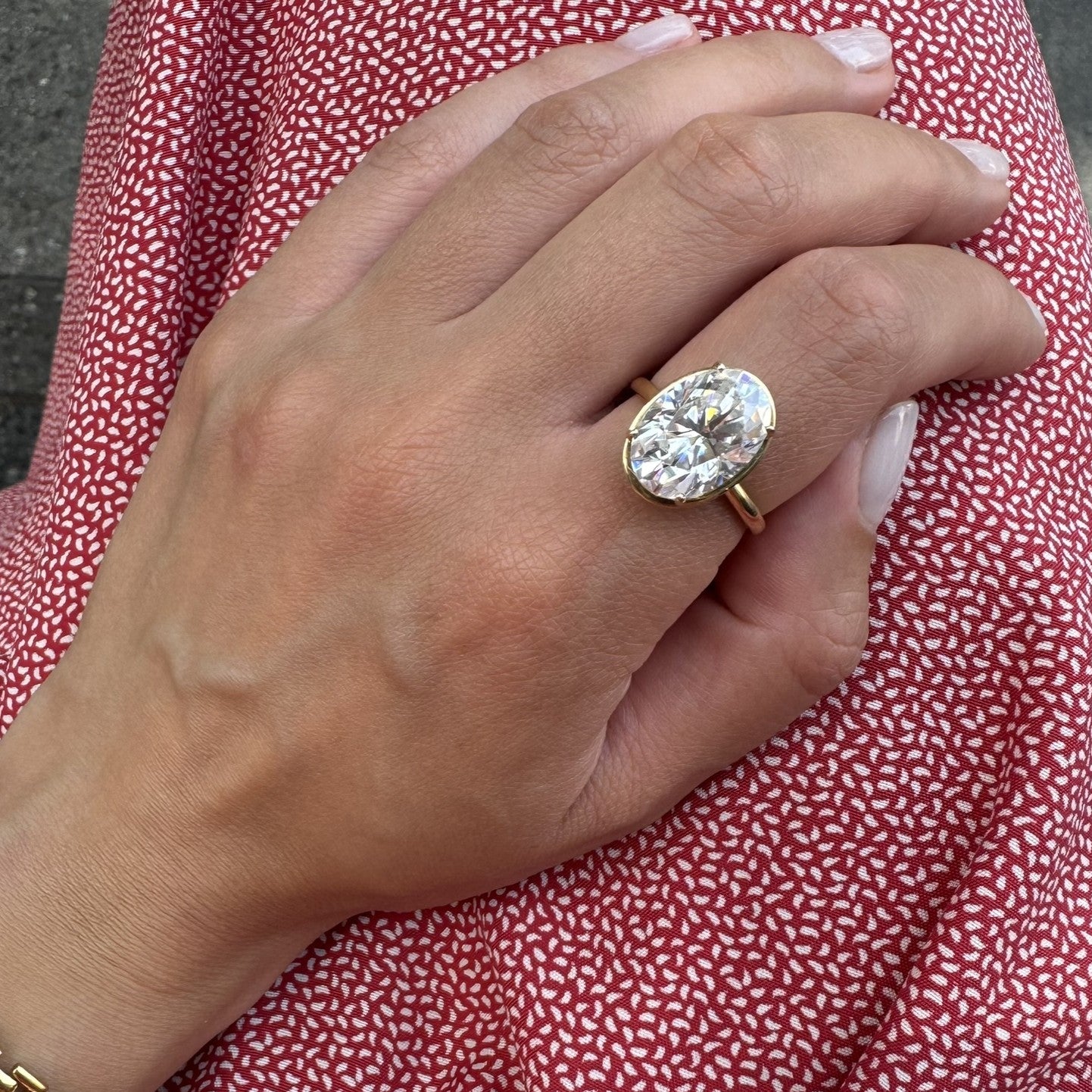 Velara Grand Ring – White Diamond