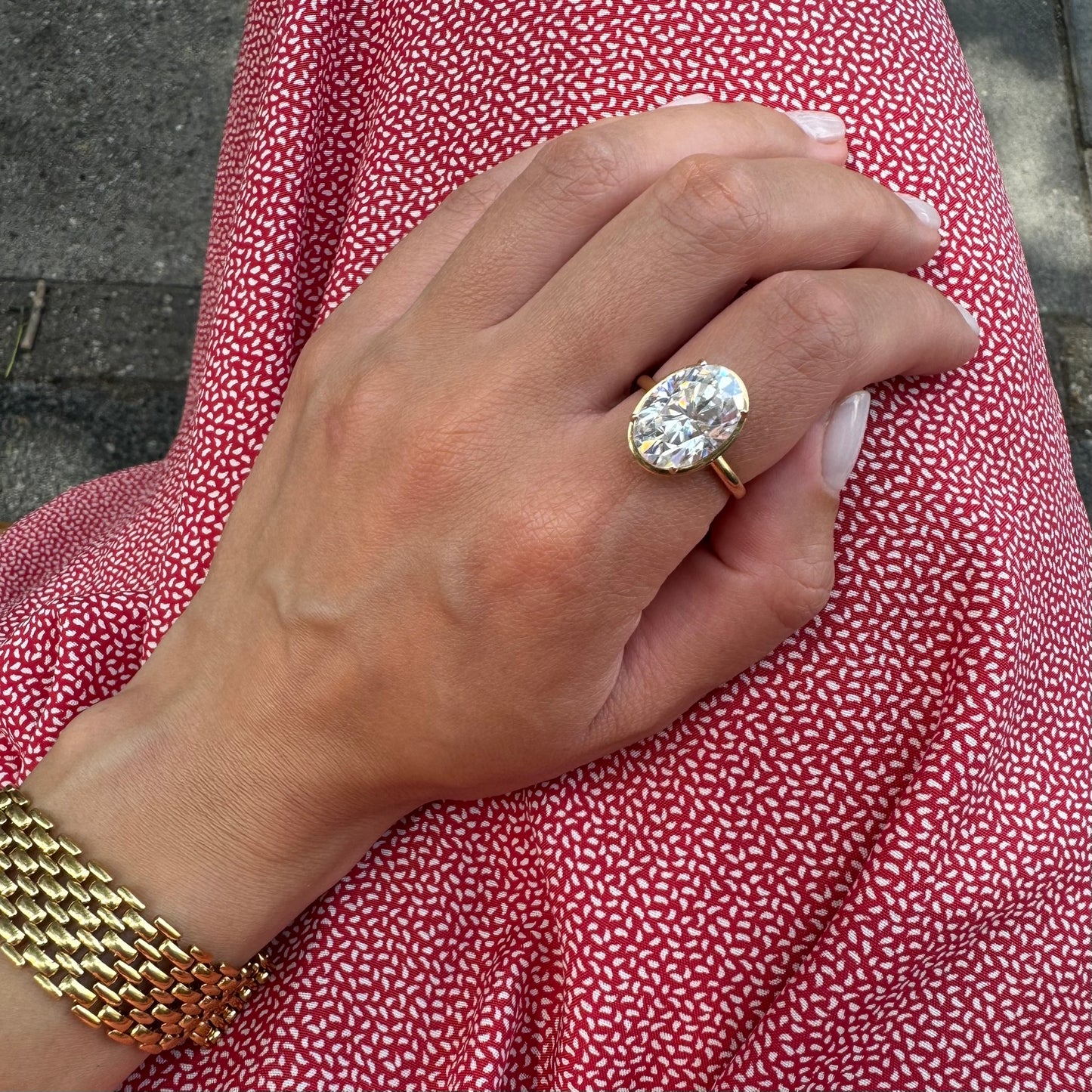 Velara Grand Ring – White Diamond