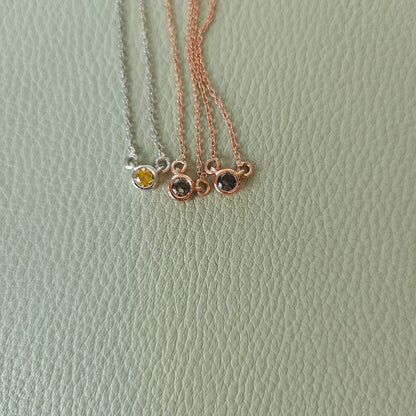 Forma Mini Solitaire Necklace – Yellow Sapphire