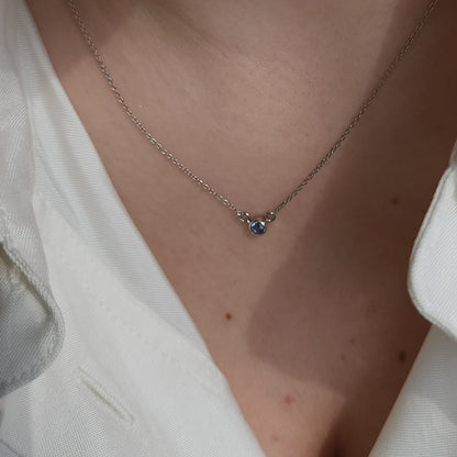 Forma Mini Solitaire Necklace – Light Blue Aquamarine