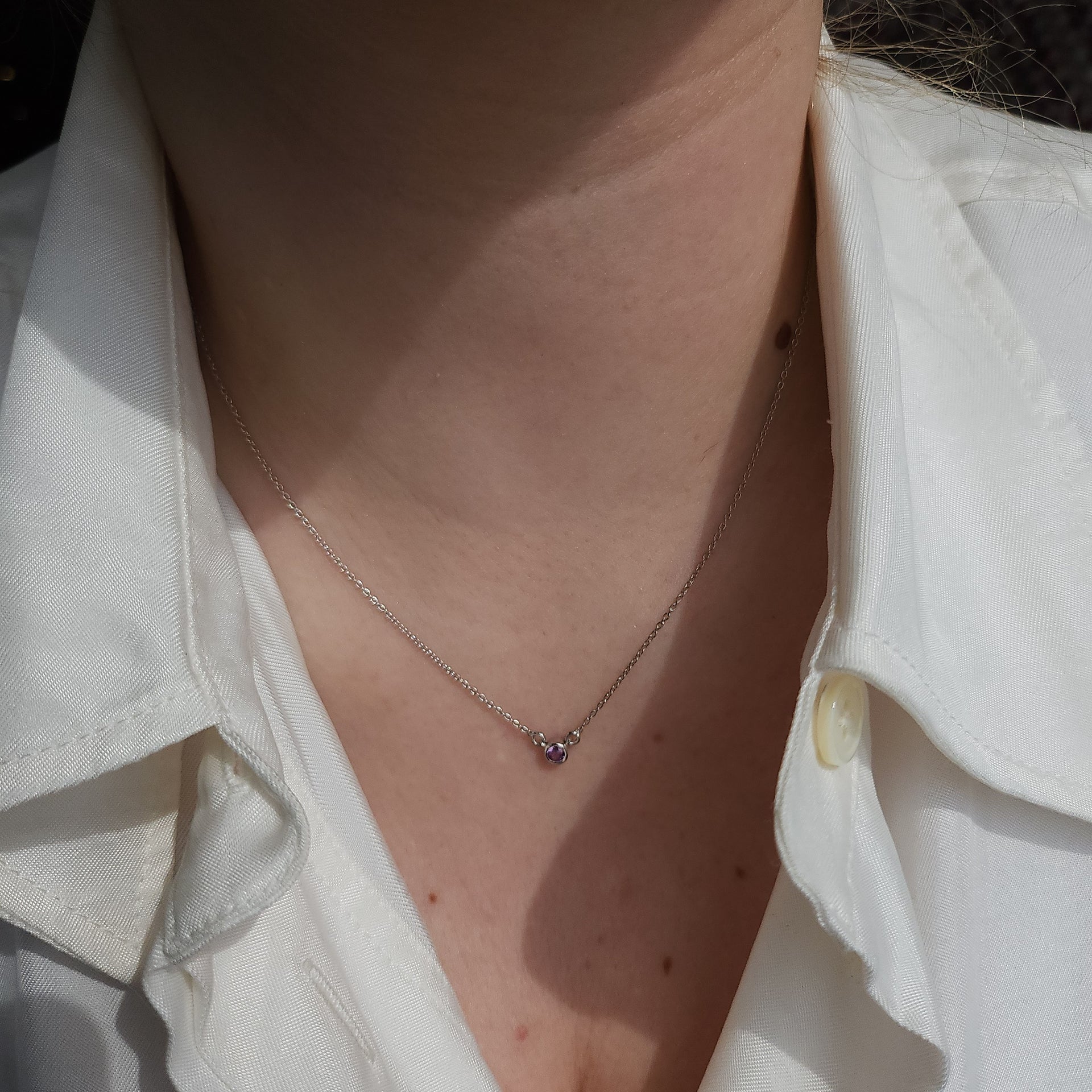 Forma Mini Solitaire Necklace – Purple Amethyst