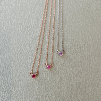 Forma Mini Solitaire Necklace – Light Pink Sapphire