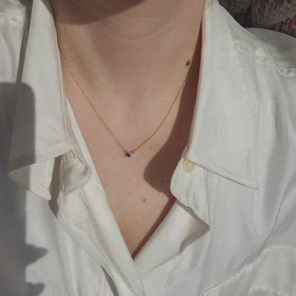 Forma Mini Solitaire Necklace – Blue Sapphire