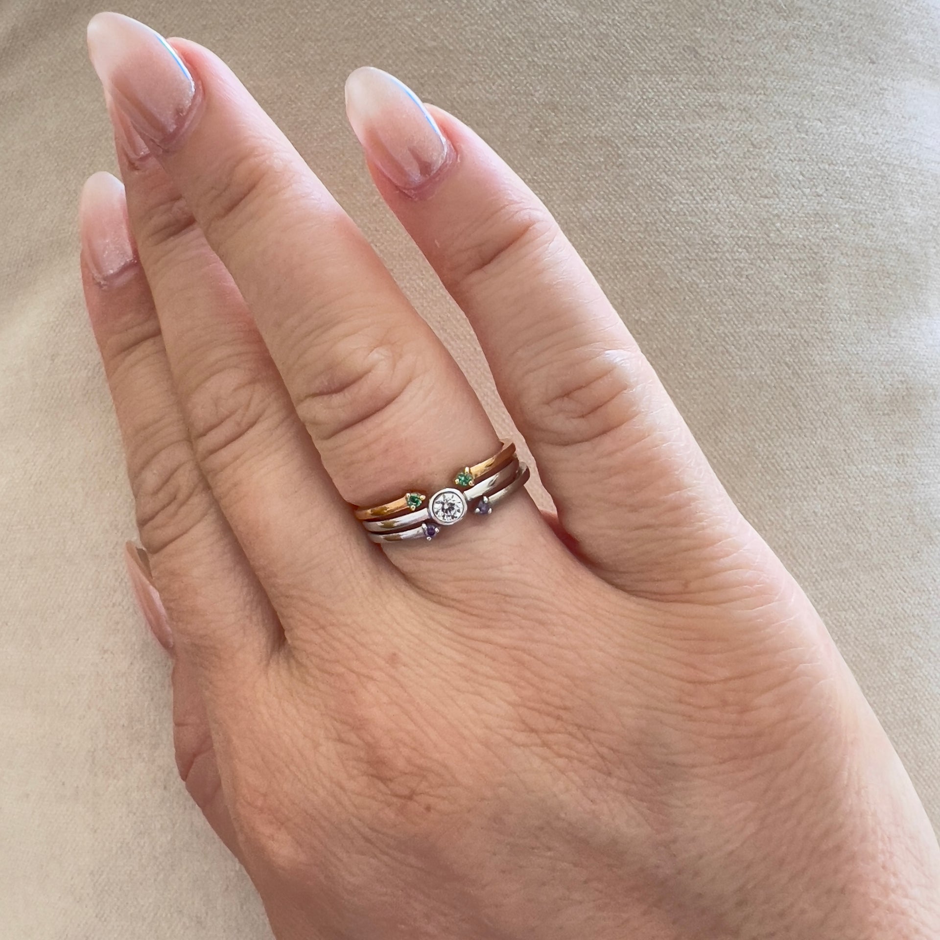 Forma Mini Solitaire Ring – White Diamond