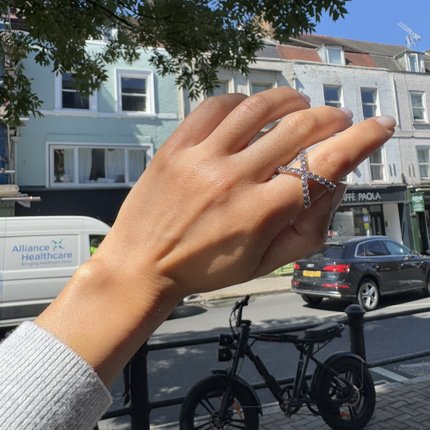 Linea X Ring – Zambian Green Emerald