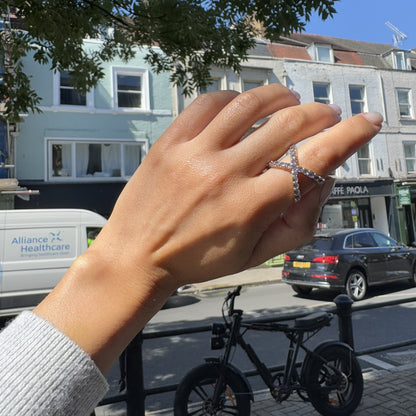 Linea X Ring – Zambian Green Emerald