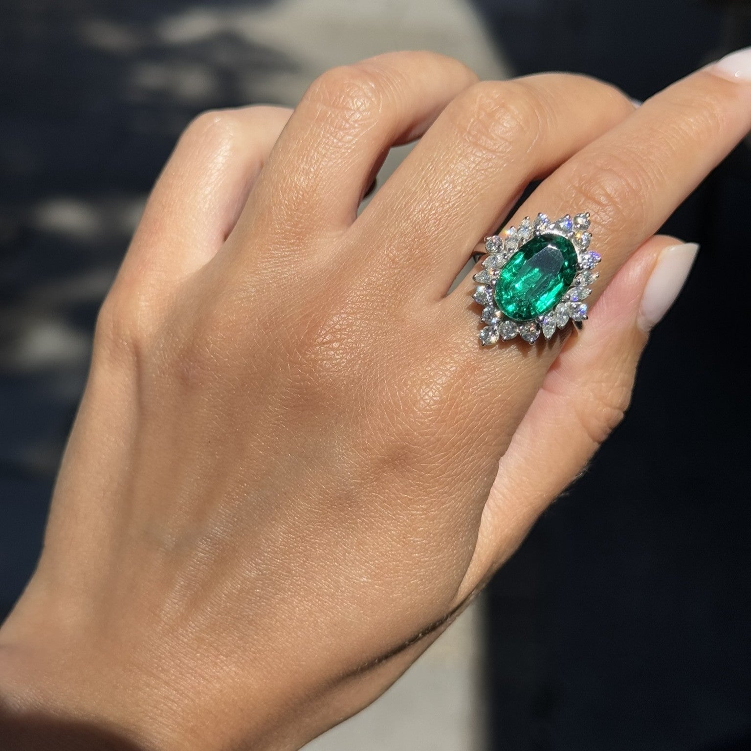 Velara Crown Ring – Colombian Green Emerald
