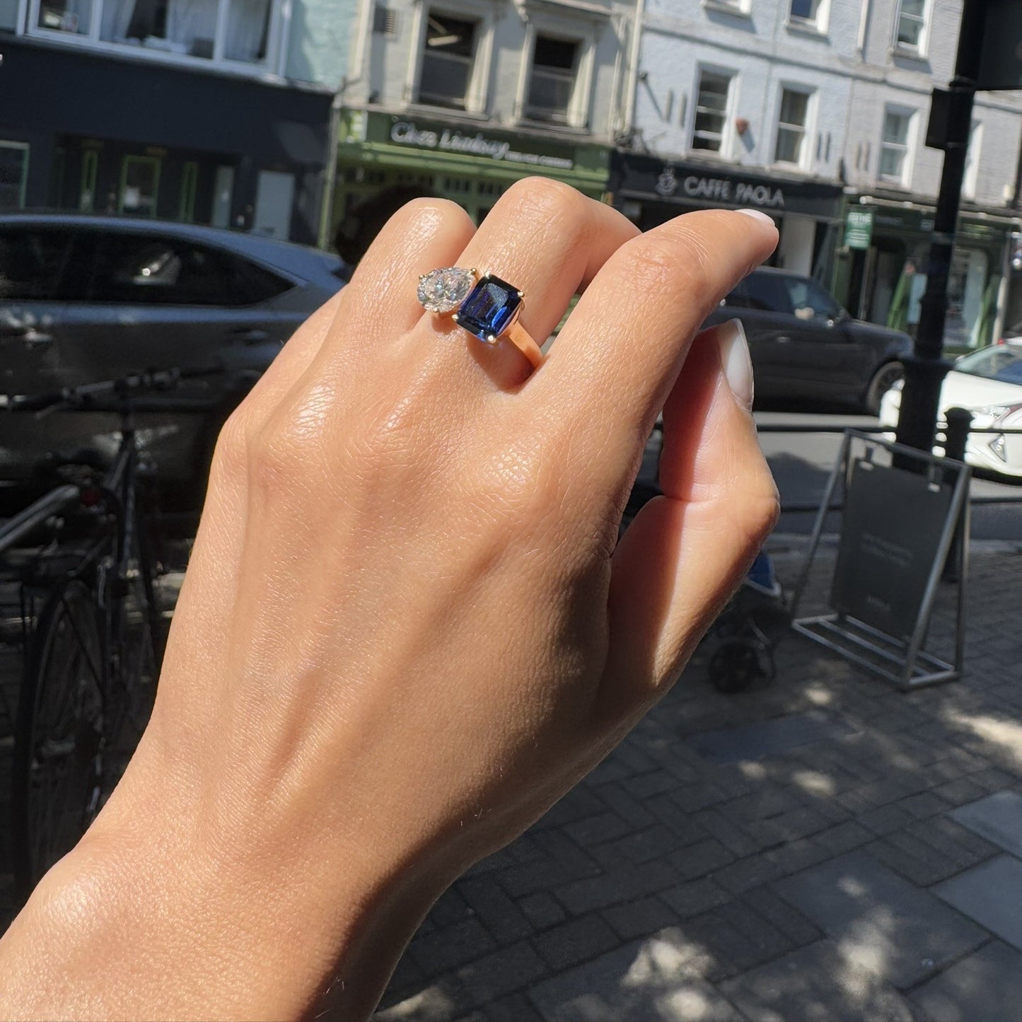 Nova Toi & Moi Ring – Vivid Pink Sapphire