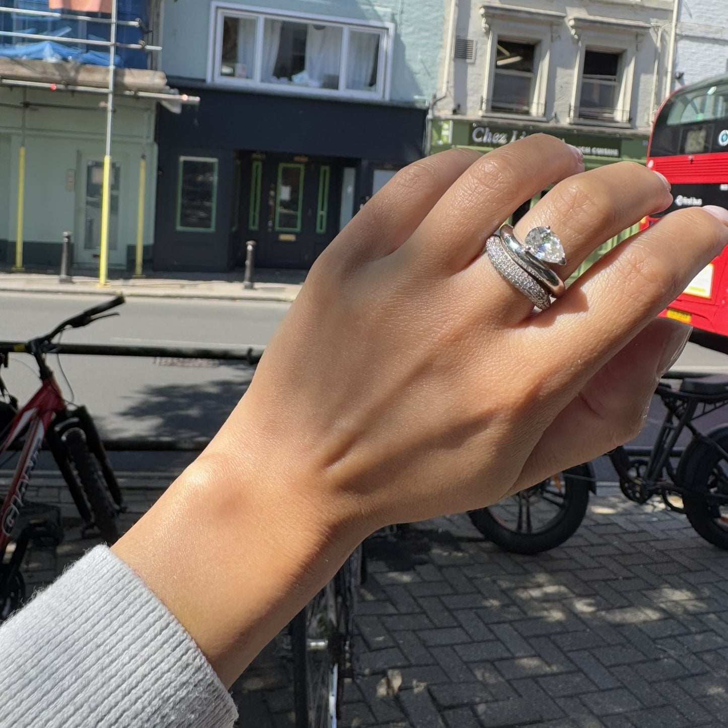 Nova Wave Solitaire Ring – Zambian Green Emerald