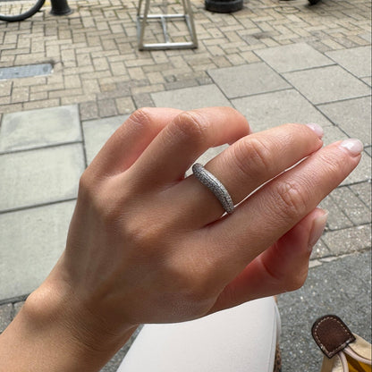Linea Wave Ring – White Diamond