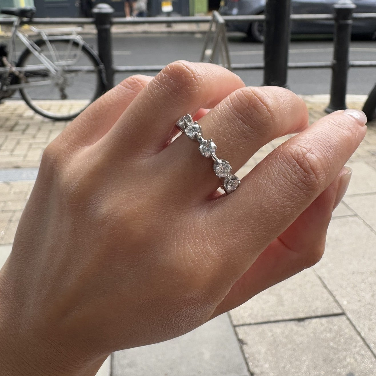 Linea Maxi Station Ring – White Diamond