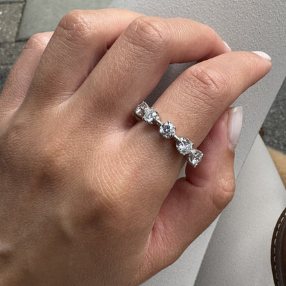 Linea Maxi Station Ring – White Diamond