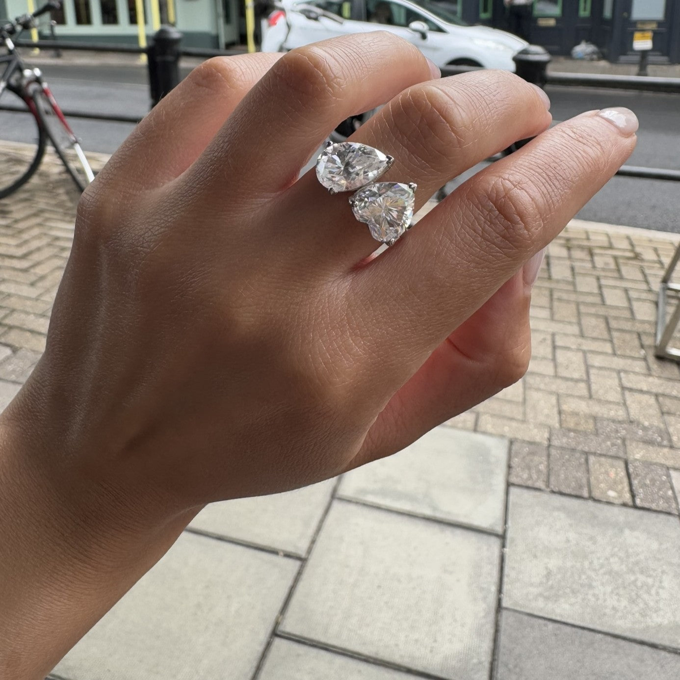 Amore Toi & Moi Ring – Zambian Green Emerald