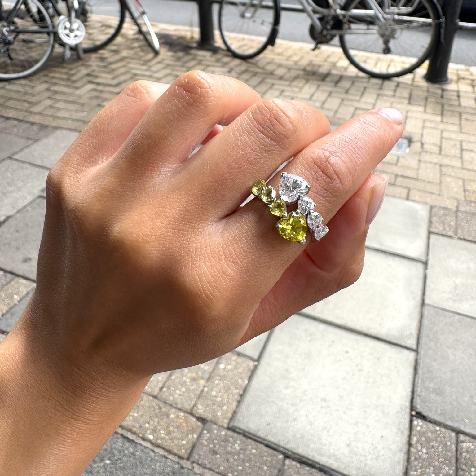 Amore Twist Ring – Yellow Sapphire