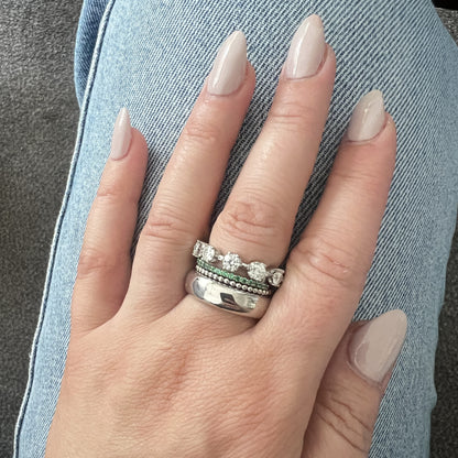 Linea Maxi Station Ring – Zambian Green Emerald