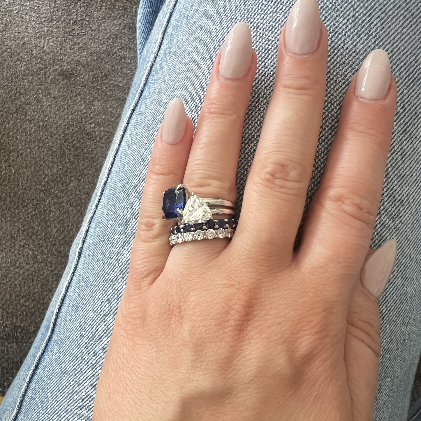 Linea Midi Ring – Light Pink Sapphire