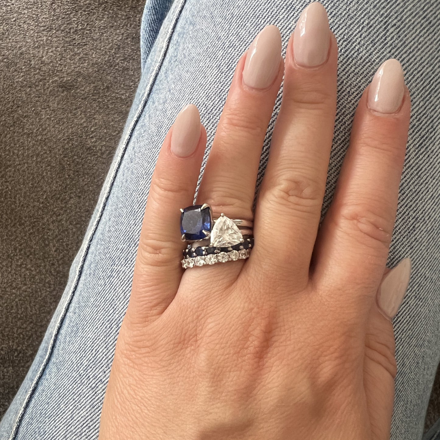 Linea Midi Ring – Light Pink Sapphire