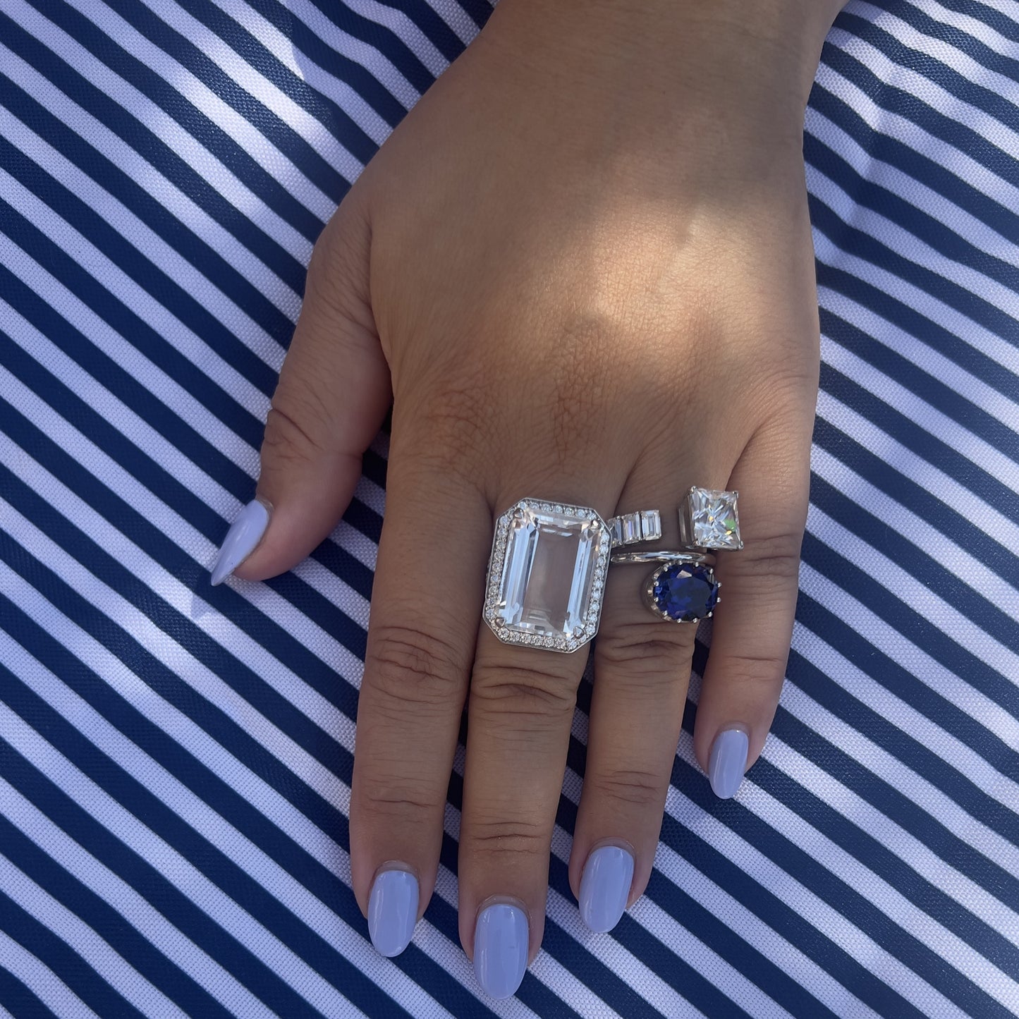 Velara Satellite Ring – Blue Sapphire