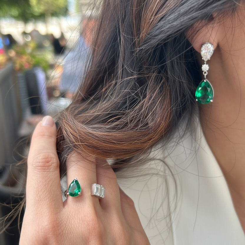 Nova Open Ring – Colombian Green Emerald